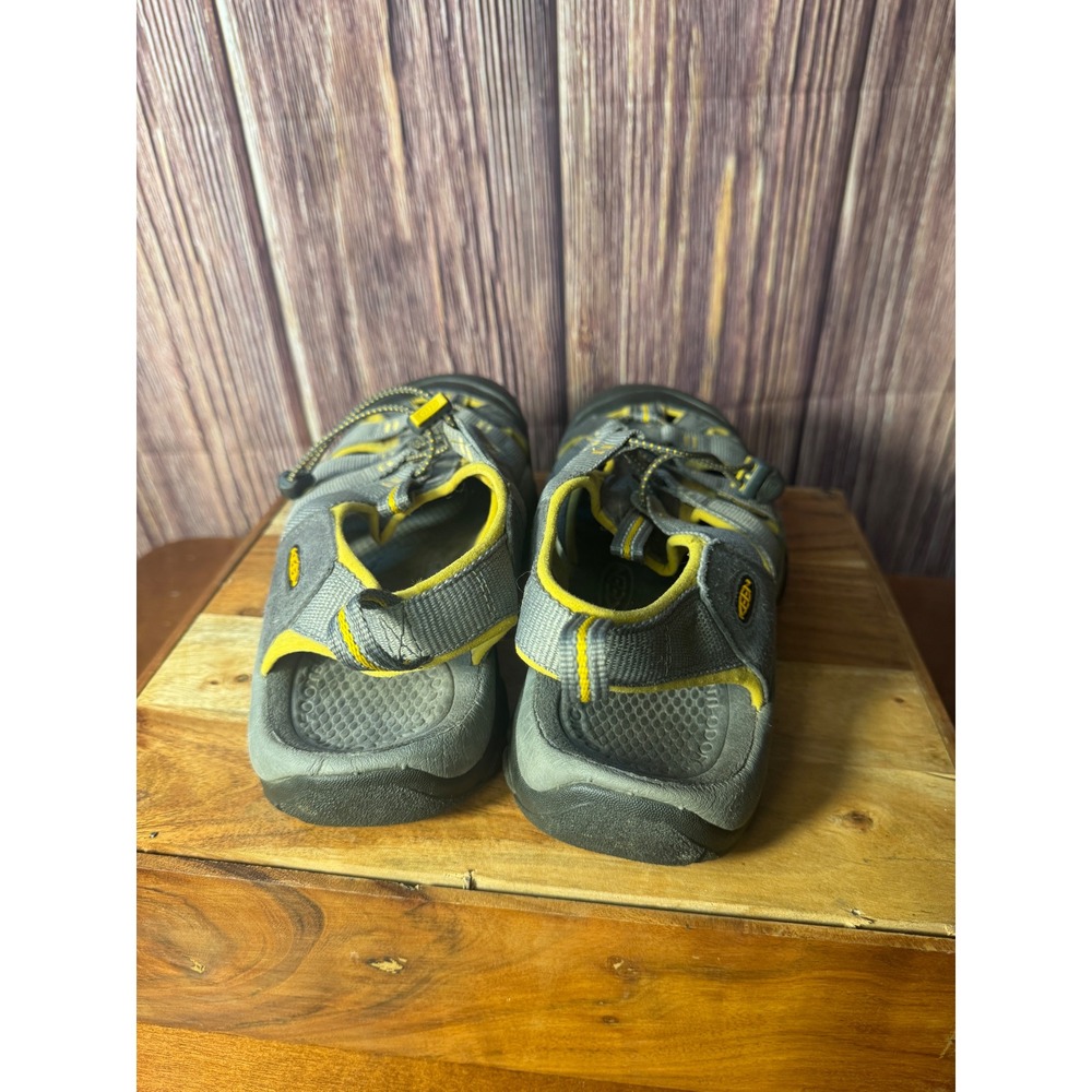 KEEN Newport H2 Sandals Mens 11 Gray Yellow Waterproof Hiking Sport Shoe - Picture 6 of 7